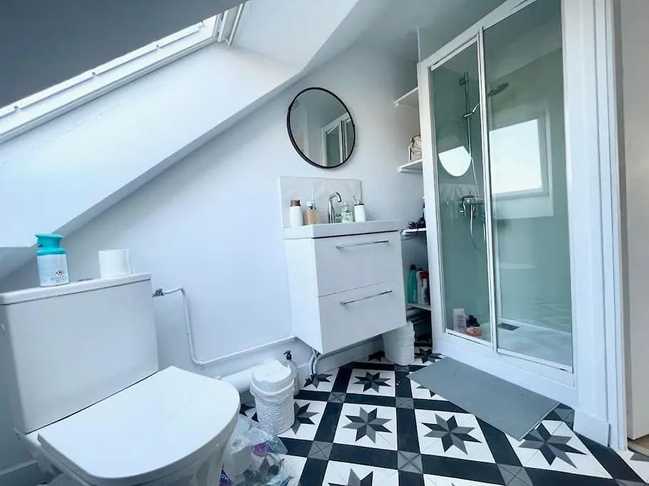 Апартаменты T5 Lumineux - Balcon - Parking - Linge Inclus Ванн