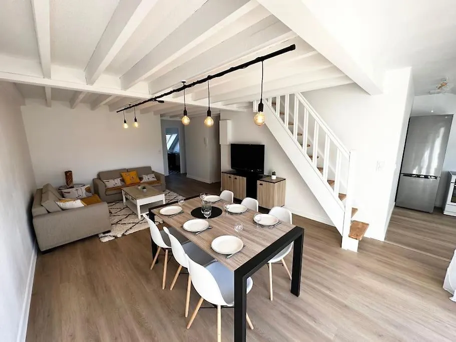 Апартаменты T5 Lumineux - Balcon - Parking - Linge Inclus Ванн